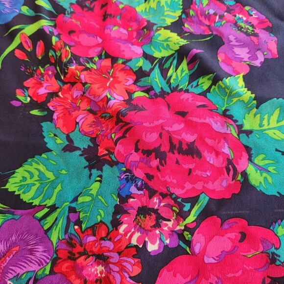2/$20 SALE! Liz Claiborne Silk Scarf - Picture 3 of 9